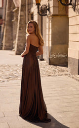 4 of 5 La Femme 33047 Bronze