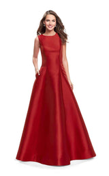 5 of 8 La Femme 25425 Red