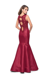 9 of 11 La Femme 25972 Deep Red