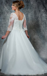 2 of 3 Sydneys Closet MB1906 Ivory