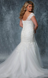 2 of 3 Sydneys Closet MB1919 Ivory
