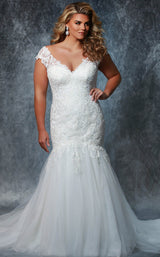 1 of 3 Sydneys Closet MB1919 Ivory