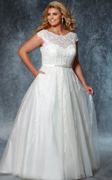 1 of 3 Sydneys Closet MB1921 Ivory