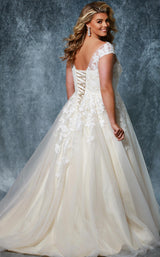 2 of 2 Sydneys Closet MB1931 Ivory/Champagne