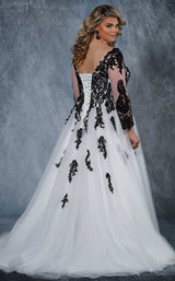 4 of 6 Sydneys Closet MB2010 Black/Ivory