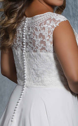 4 of 4 Sydneys Closet MB2021 Ivory