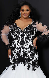 7 of 7 Sydneys Closet MB2026 Black/Ivory