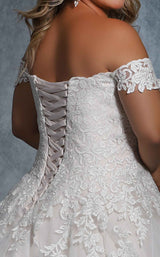3 of 3 Sydneys Closet MB2102 Ivory/Ivory