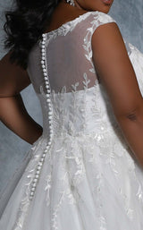 4 of 4 Sydneys Closet MB2112 Ivory
