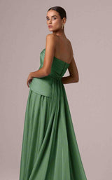 13 of 18 MNM Couture E0082 Mint