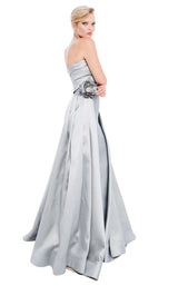 3 of 4 MNM Couture N0204