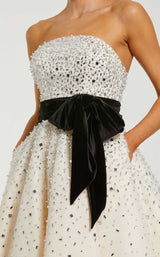 2 of 3 Mac Duggal 11983 Black/Cream