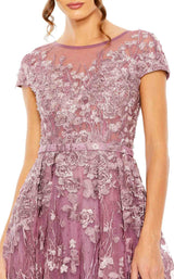 9 of 9 Mac Duggal 20405 Wisteria