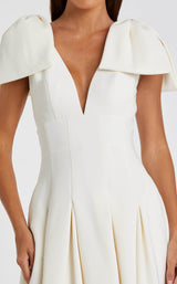 4 of 6 Mac Duggal 21046 Ivory