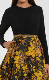2 of 3 Mac Duggal 69000 Black/Gold