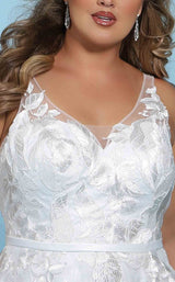 3 of 4 Sydneys Closet SC5243 Ivory
