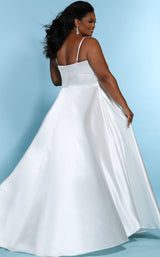 2 of 4 Sydneys Closet SC5245 Ivory