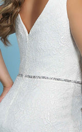 4 of 4 Sydneys Closet SC5254 Diamond White