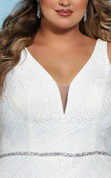 3 of 4 Sydneys Closet SC5254 Diamond White