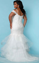2 of 4 Sydneys Closet SC5268 Ivory