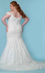 2 of 3 Sydneys Closet SC5273 Ivory