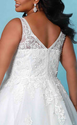 4 of 4 Sydneys Closet SC5274 Ivory