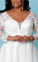 3 of 4 Sydneys Closet SC5275 Ivory