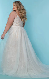 8 of 8 Sydneys Closet SC5287 Ivory/Nude