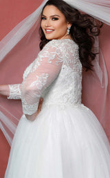 5 of 6 Sydneys Closet SC5292 Ivory