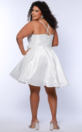4 of 4 Sydneys Closet SC5341 Ivory