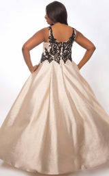 2 of 2 Sydneys Closet TE2023 Champagne/Black