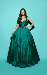 4 of 19 Tarik Ediz 53043 Emerald