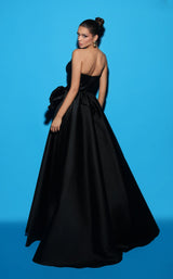 7 of 9 Tarik Ediz 98421 Black