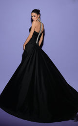 11 of 15 Tarik Ediz 98424 Black