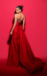 15 of 18 Tarik Ediz 98429 Red