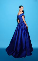 14 of 17 Tarik Ediz 98432 Royal Blue