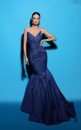 3 of 12 Tarik Ediz 98434 Bijou-Blue
