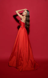 15 of 17 Tarik Ediz 98496 Red
