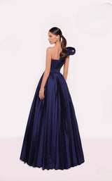 3 of 4 Tarik Ediz 98714 Navy