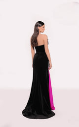 3 of 4 Tarik Ediz 98794 Black/Fuchsia