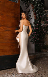 8 of 9 Terani 251E4265 Champagne