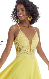 12 of 13 Clarisse 8021 Canary