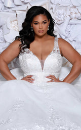 3 of 3 Sydneys Closet SC5255 Ivory