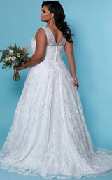 2 of 2 Sydneys Closet SC5262 Ivory