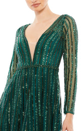 4 of 4 Mac Duggal 11184 Dress Emerald