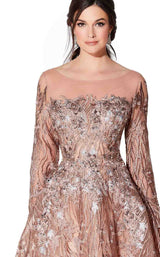 8 of 10 Ivonne D 119D47A