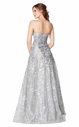 5 of 10 Ivonne D 119D47B