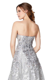 10 of 10 Ivonne D 119D47B