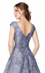 6 of 6 Ivonne D 119D50