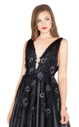 4 of 6 Mac Duggal 12104R Black